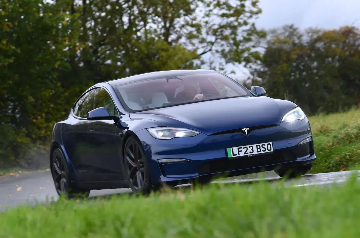 پایان یک عصر؛ خداحافظی تسلا با مدل S و X برای ظهور عصر ربات‌ها 