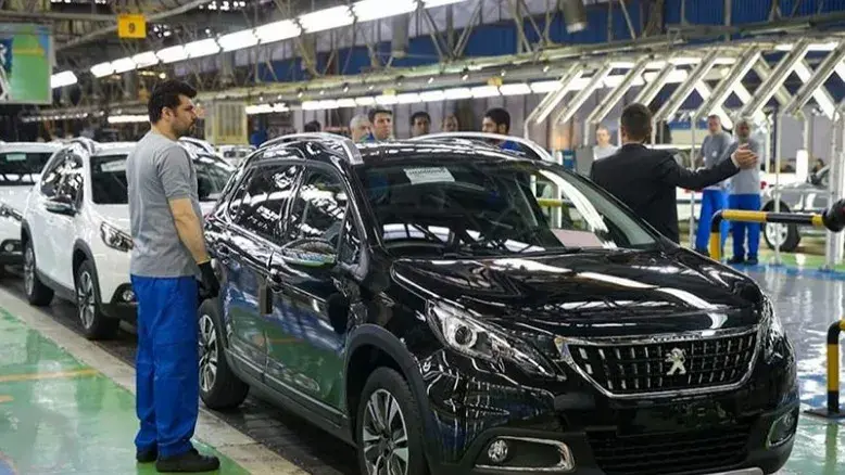 ضربه محکم بر پیکره بازار خودرو ایران: تولید کاهش قابل توجهی پیدا کرد!