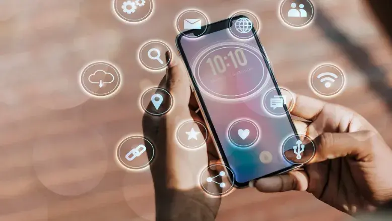 گجت‌هایی که تا ۲۰۳۰ جای گوشی هوشمند را می‌گیرند