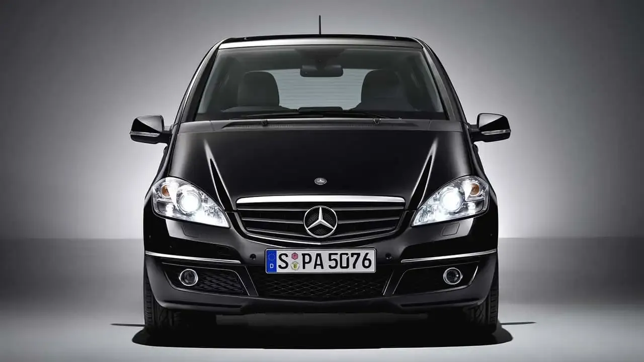 ترکیب هیجان‌انگیز شاسی‌بلند و ون؛ مرسدس بنز کلاس A را با یک “ماش‌آپ” جایگزین می‌کند