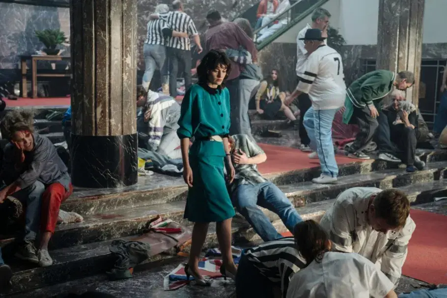 نقد و بررسی فیلم Heysel 85؛ وقتی فوتبال به میدان جنگ و سیاست تبدیل می‌شود