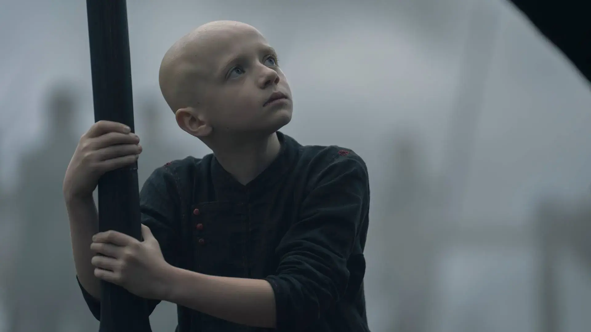 دردسر جدید برای HBO؛ وقتی بازیگر نقش «اگ» داستان پایان سریال را لو می‌دهد