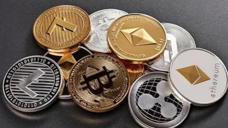 نرخ لحظه‌ای ارزهای دیجیتال در بازار ایران امروز ۳ اسفند ۱۴۰۴