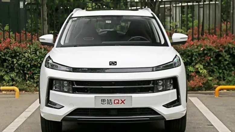 آغاز تحویل کی‌ام‌سی SR6؛ شاسی‌بلند ۱۷۱ اسب‌بخاری کرمان موتور وارد بازار شد