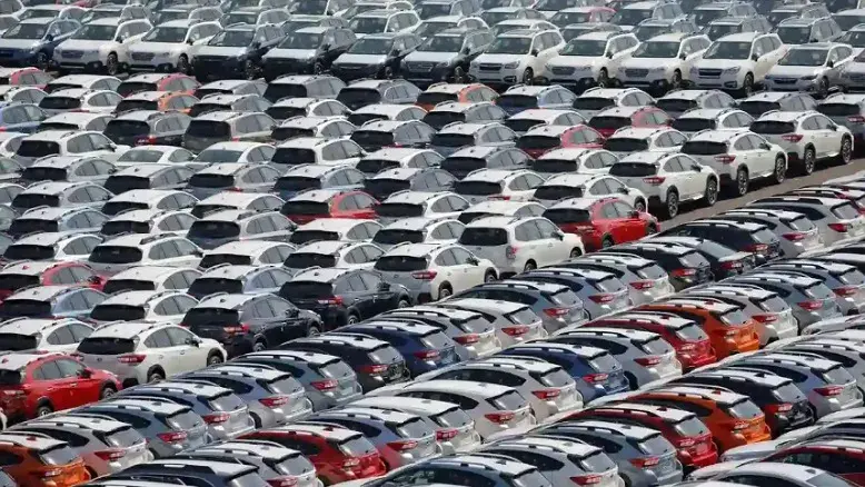 خودروهای وارداتی گمرک به زودی ترخیص خواهند شد