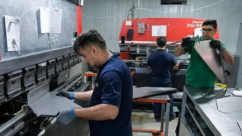 نشست دستمزد شورای عالی کار آغاز شد/بالاخره تکلیف دستمزد کارگران ۱۴۰۵ مشخص می‌‌شود؟