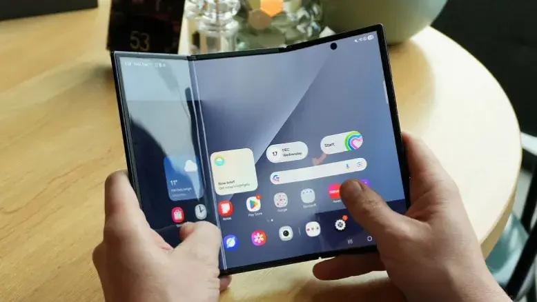 تصمیم سامسونگ برای توقف تولید گوشی Galaxy Z TriFold