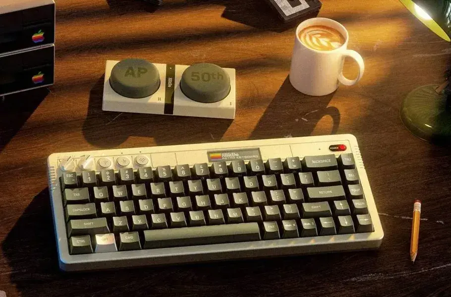 کیبورد جدید 8BitDo به مناسبت ۵۰ سالگی اپل معرفی شد
