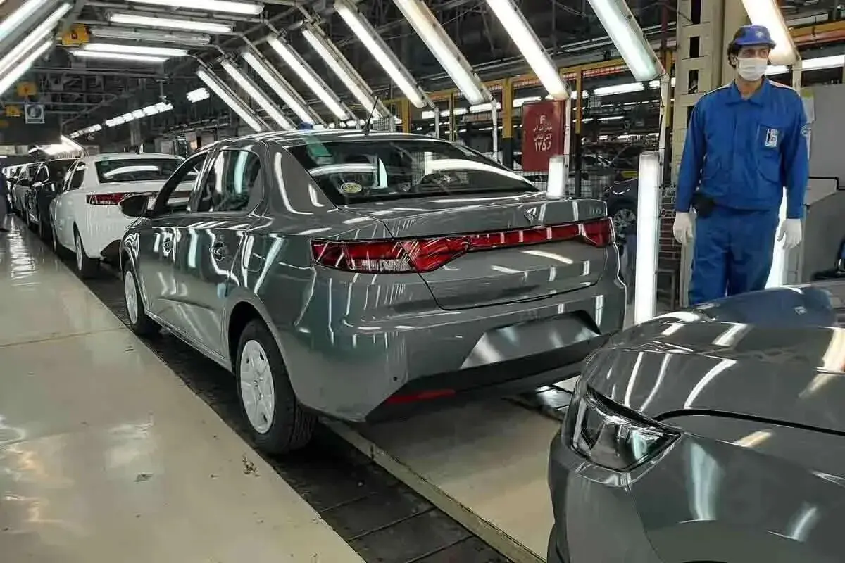 لیست کامل قیمت ایران‌خودرو امروز دوشنبه ۱۷ فروردین ۱۴۰۵