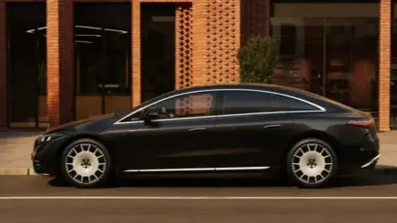 مرسدس EQS 2027 با طراحی خیره‌کننده به بازار می‌آید 