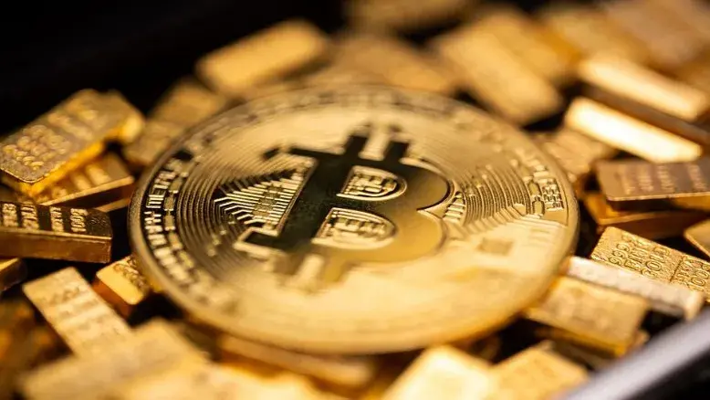 قیمت بیت کوین و سایر ارزهای دیجیتال امروز یکشنبه ۶ اردیبهشت ۱۴۰۵