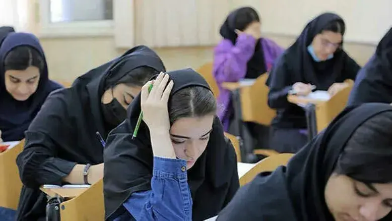 تکلیف امتحانات نهایی پایه یازدهم و دوازدهم تا نیمه مرداد مشخص می‌شود/ توضیح سخنگوی آموزش و پرورش از احتمال مجازی شدن امتحانات