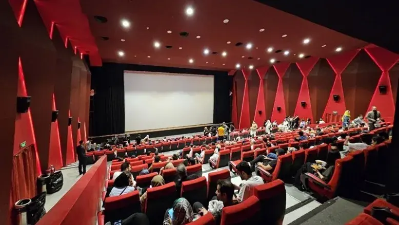 ماجرای طرح شناور بلیت سینما چیست؟ / سینماها دو روز در هفته نیم بها می‌شوند 