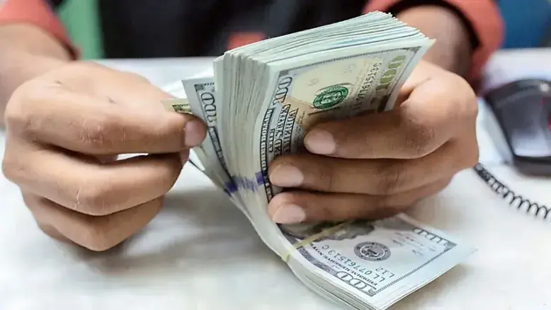 قیمت امروز دلار، یورو و پوند ۱۴ اردیبهشت / دلار ۱۸۸ هزار و ۴۲۰ تومان شد