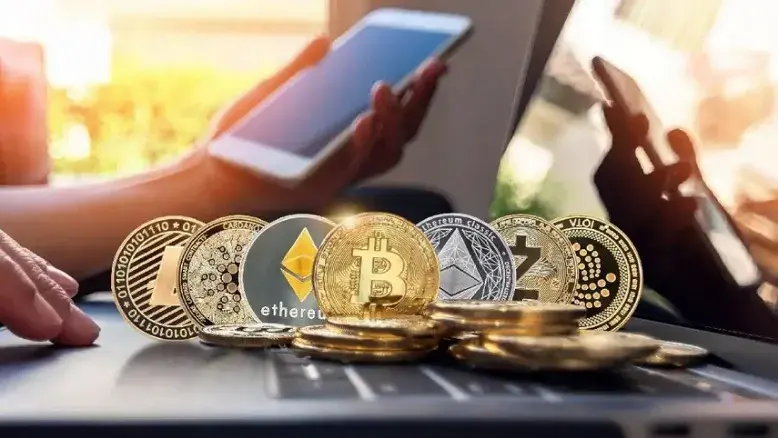 قیمت بیت‌کوین و سایر ارزها امروز ۱۸ اردیبهشت ۱۴۰۵ / ۷۹ هزار و ۶۱۵ دلار