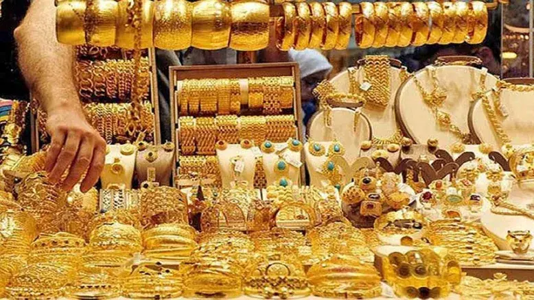 قیمت نهایی طلا و سکه ۱۹ اردیبهشت ۱۴۰۵؛ سکه صعود کرد، طلا عقب نشست