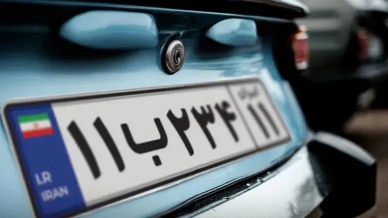 پایان عصر پلاک‌های فلزی؛ خودروها به زودی صاحب نمایشگر هوشمند می‌شوند
