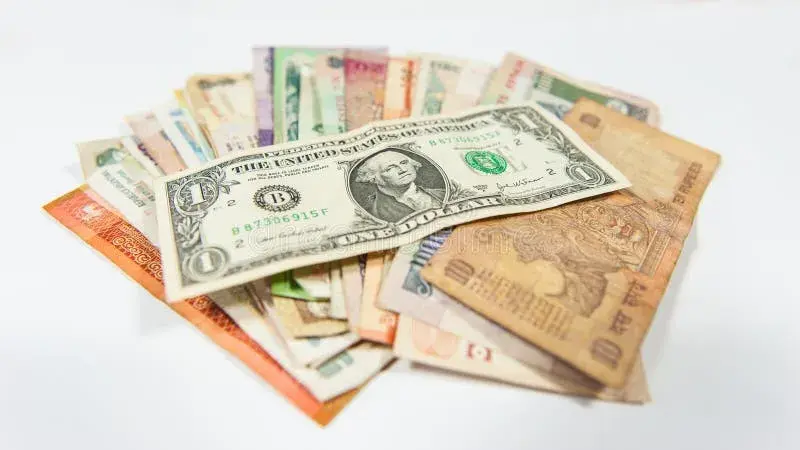 آخرین قیمت دلار، یورو و درهم در بازار آزاد ۱۶ خرداد ۱۴۰۵