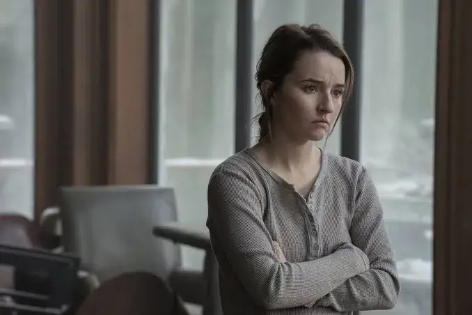 چرا فیلم‌برداری فصل سوم The Last of Us متوقف شد؟ جزئیات وقفه در تولید