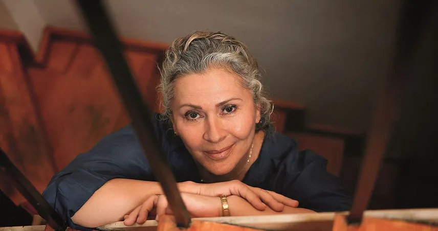 بازیگران سریال شهر دور