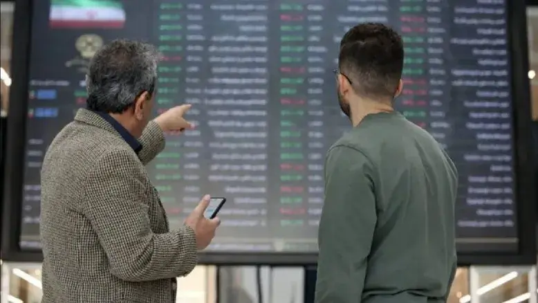 رشد شاخص کل بورس در حالی که پول حقیقی از بازار خارج شد