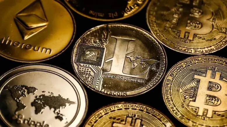 قیمت بیت‌کوین و ارزهای دیجیتال امروز ۱۴ مرداد ۱۴۰۵؛ بیت‌کوین بالای ۶۴ هزار تتر ماند