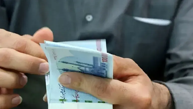 حقوق نیمه دوم سال بالا می‌رود؟ ضرب‌الاجل مجلس به دولت برای جبران عقب‌ماندگی‌ها