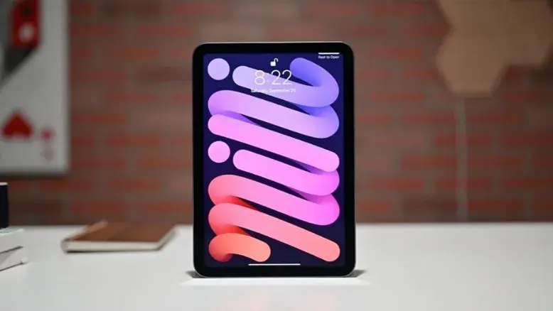 آیپد مینی بالاخره OLED می‌شود؛ بزرگ‌ترین تغییر تبلت کوچک اپل