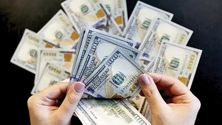 قیمت دلار و ارزها امروز ۱۳ شهریور ۱۴۰۵؛ دلار آزاد روی ۲۲۱ هزار و ۶۰ تومان
