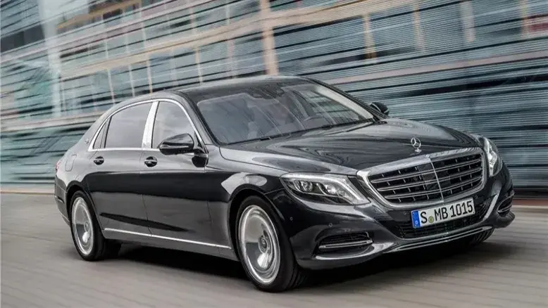 خبر خوش برای ایرانیان خارج از کشور؛ مجوز واردات خودروهای لوکس G.MAYBACH صادر شد