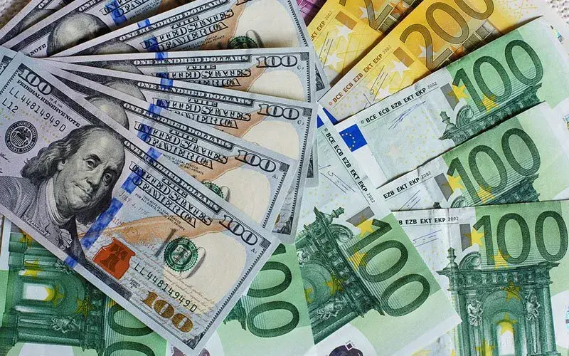 قیمت دلار و ارز امروز ۲۴ شهریور ۱۴۰۵؛ عقب‌نشینی دلار به ۲۳۰ هزار تومان و افت چشمگیر یورو در بازار