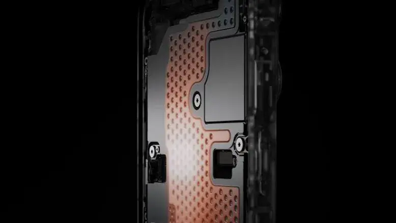 بررسی سیستم خنک‌کننده و محفظه بخار iPhone 18 Pro Max؛ شکست گوشی‌های گیمینگ