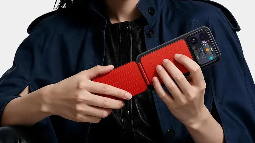 گیتار جیبی شیائومی؛ تبدیل گوشی Xiaomi 18 Pro به یک ساز هوشمند حرفه‌ای