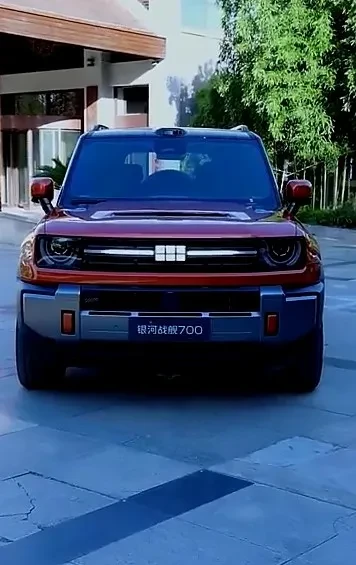 هیولای آفرود ۱۱۱۴ اسب بخاری جیلی | با خودروی شگفت‌انگیز 2027 Geely Battleship 700 آشنا شوید!