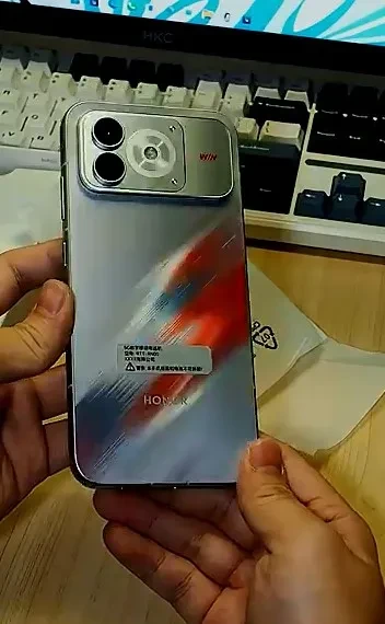 جعبه‌گشایی هیجان‌انگیز تسخیرگر بازار | با آنر وین توربو Honor WIN Turbo 2 و قدرت مطلق آن آشنا شوید!
