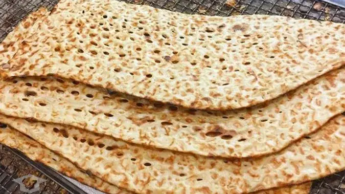 فروش کیلویی نان سنگک کلید خورد؛ پایان ماجرای آب رفتن نان با مصوبه اتاق اصناف