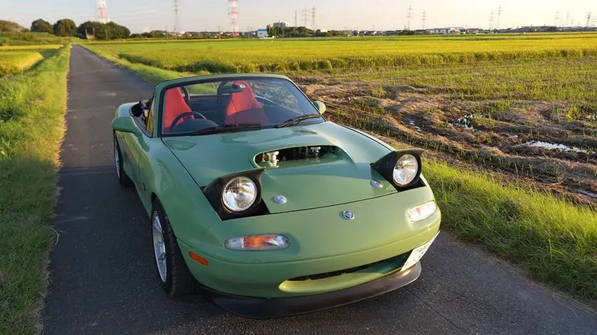 قلب ایتالیایی در سینه رودستر ژاپنی؛ تجهیز مزدا MX-5 به پیشرانه V8 فراری