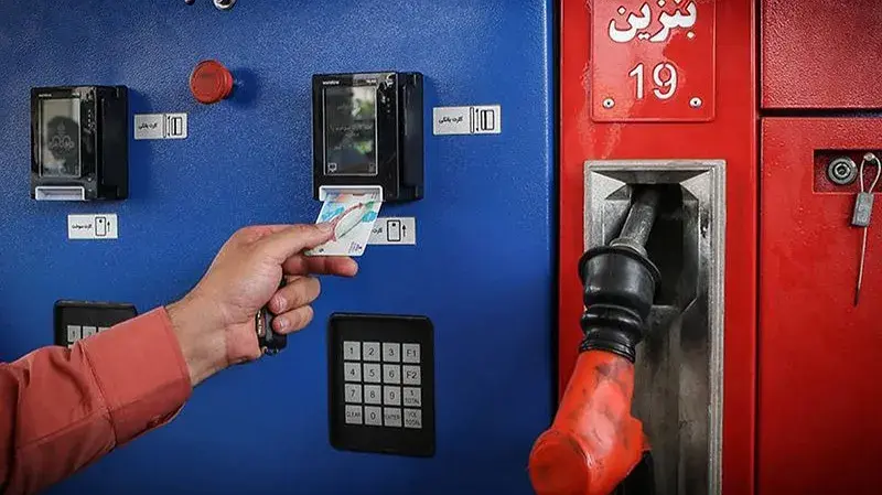 محدودیت کارت اضطراری بنزین به ۱۱ استان رسید؛ بدون کارت سوخت چه کنیم؟
