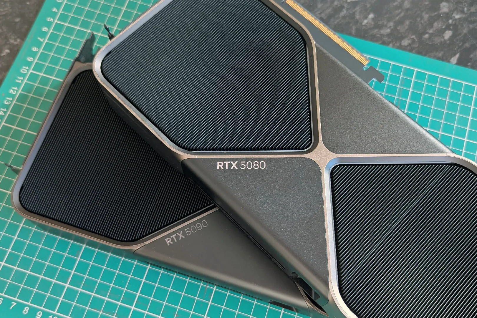 کمبود RTX 5090 و RTX 5080؛ پای حباب هوش مصنوعی در میان است؟