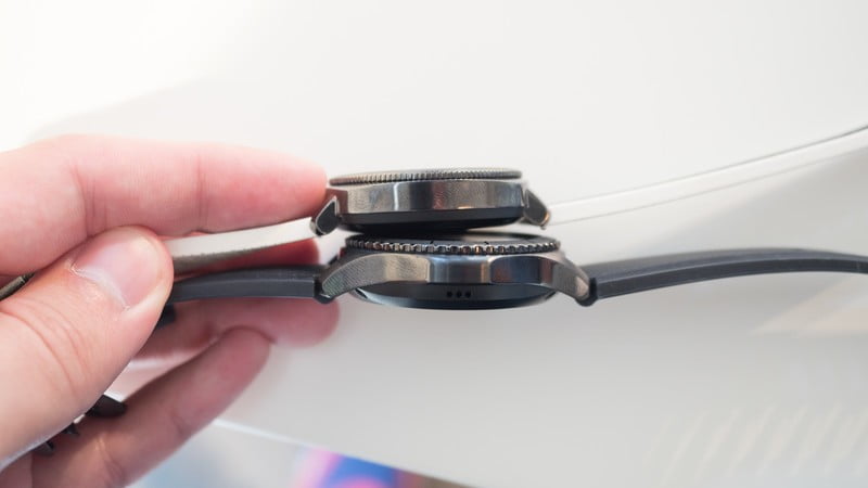 مقایسه Samsung Gear Sport و Gear S3 مقایسه Samsung Gear Sport و Gear S3