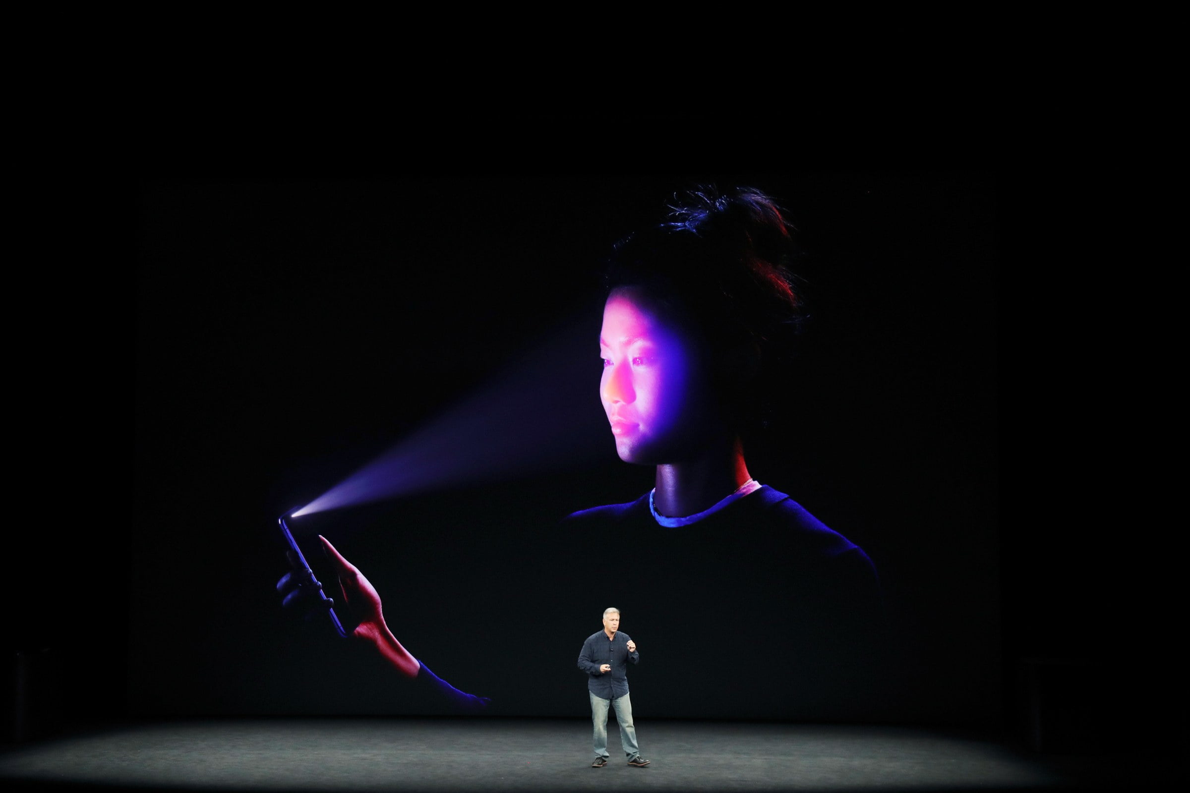 جایگزینی Touch ID با Face ID در آیفون 10