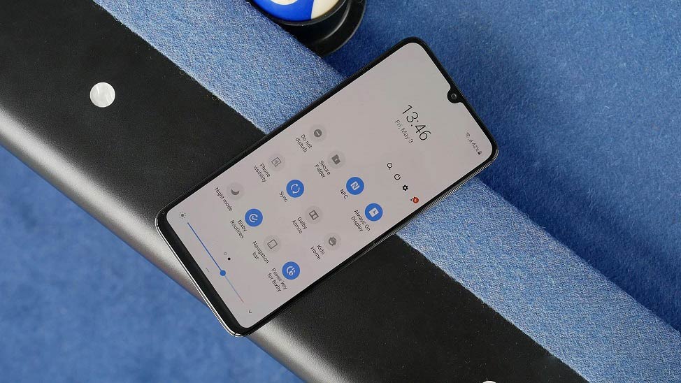 galaxy-a70-review / بررسی گوشی A70