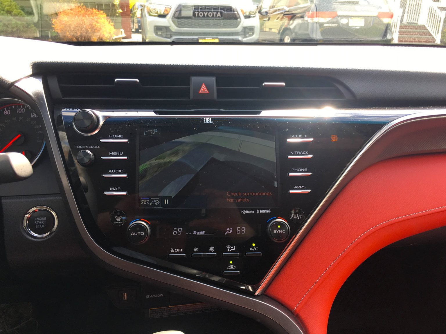 toyota camry 2018