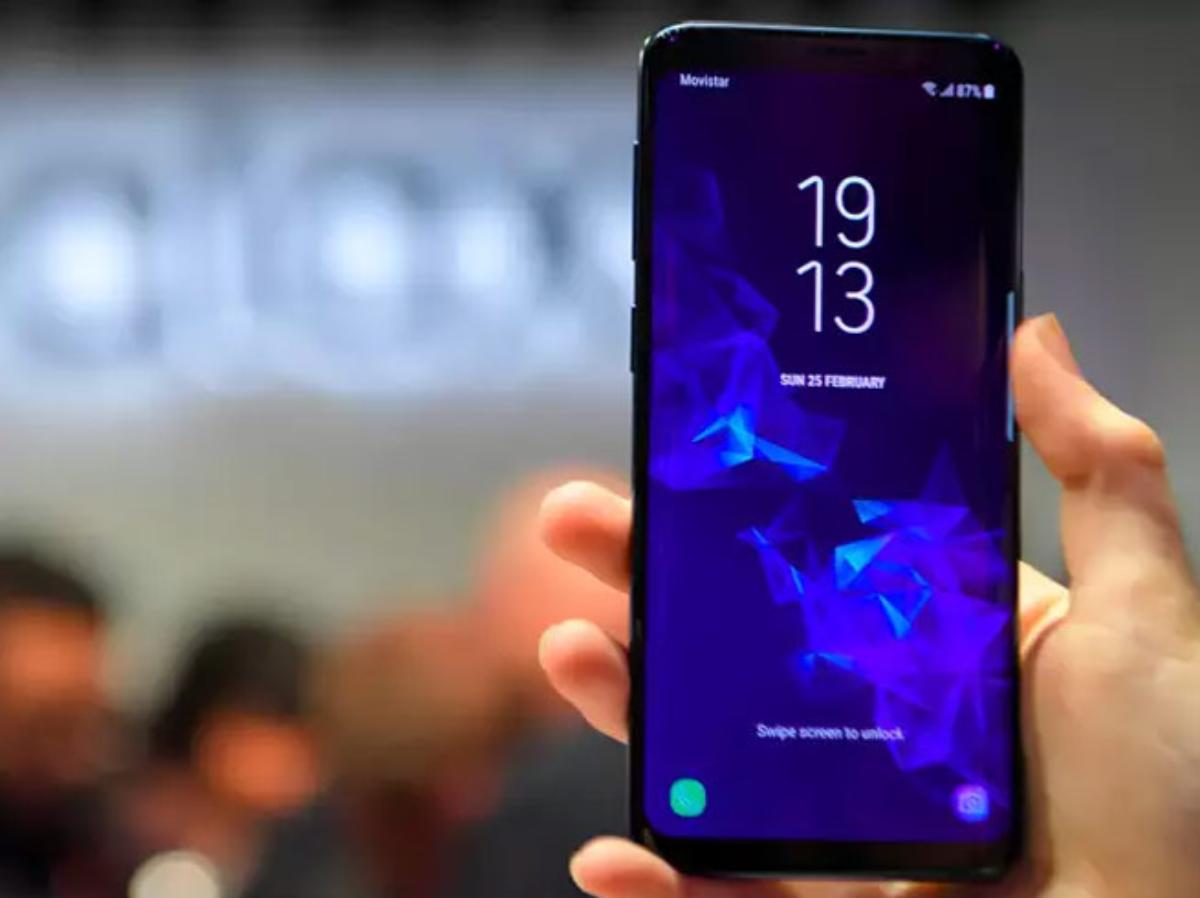 Galaxy J 6, 4