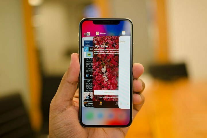 آیفون 10