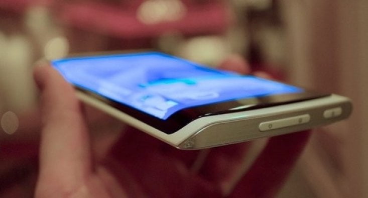 curved-phone