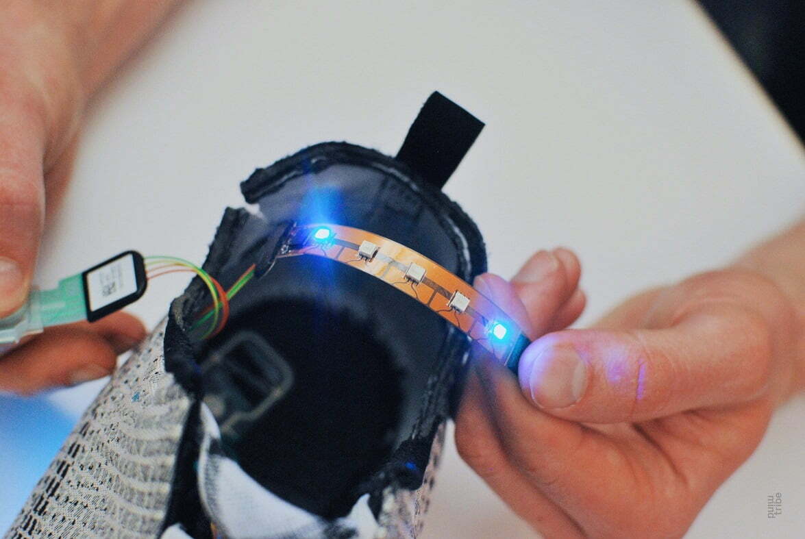 HyperAdapt 1.0 / نایک
