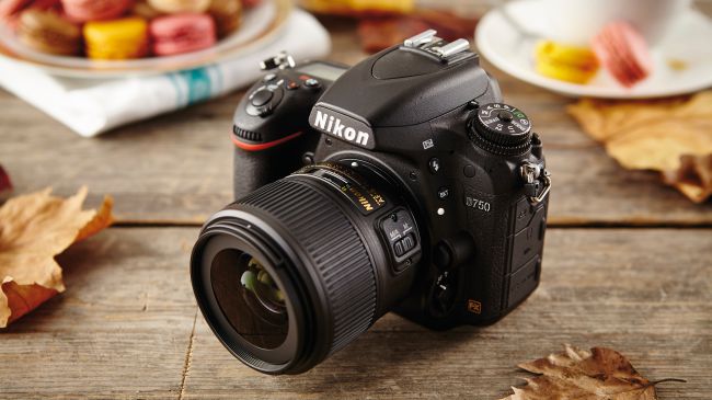 نیکون D750