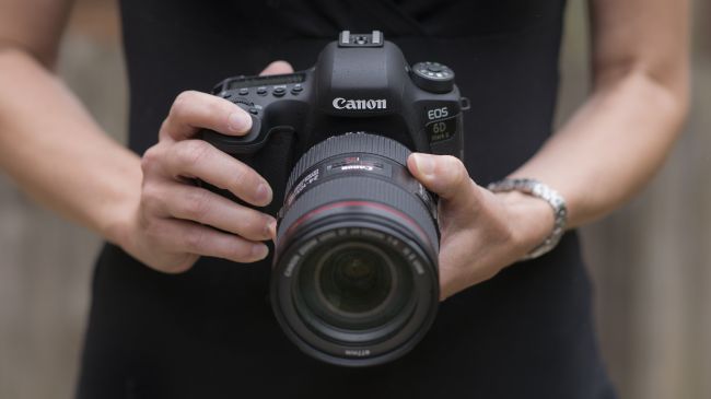 کانن EOS 6D Mark II