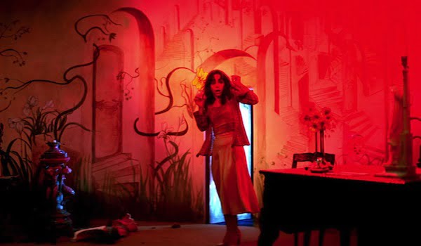سوسپیریا / Suspiria